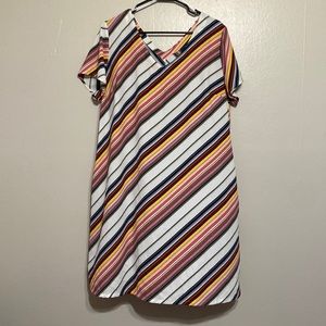 Apt 9 below knee dress size XXL with pockets